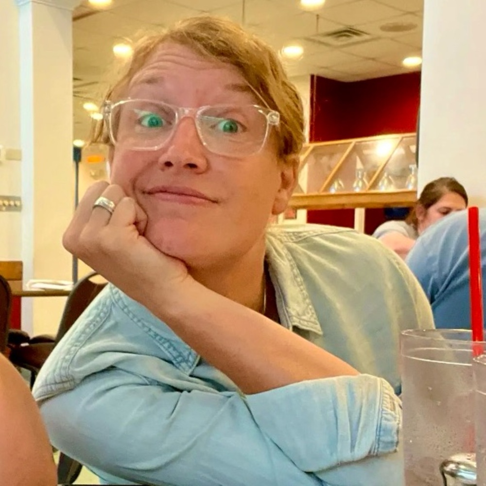 Meet your Posher, Anna